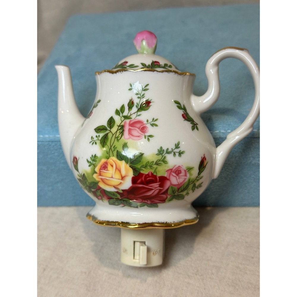 Vintage Royal Albert Teapot Nightlight Old Country Roses 1962 CottageCore